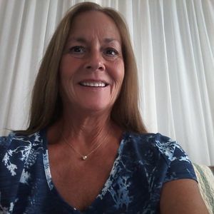 Meet your Posher, Becky